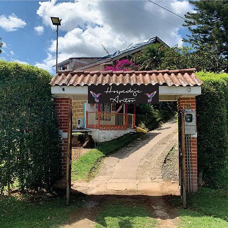 Hospedaje Avitor Hostal Pereira Exterior foto